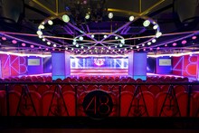 リニューアルオープンしたAKB48劇場。(c)AKB48