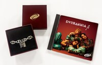 ENVii GABRIELLA「DVORAKKIA β」特装ボックス梱包アンカーチェーンブレスレットイメージ