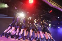 「AKB48 18th Stage『ここからだ』」初日公演の様子。(c)AKB48