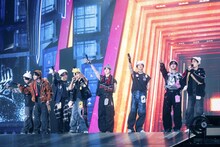 「Stray Kids World Tour ＜dominATE JAPAN＞」京セラドーム大阪公演の様子。（撮影：田中聖太郎）