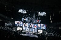 ASPの日本武道館公演の様子。