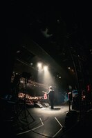 「昼下がりの星、続く旅路」東京・LIQUIDROOM公演の様子。