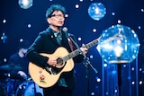「SONGS」より、南こうせつ。(写真提供:NHK)