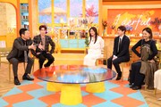 左から東野幸治、渡辺翔太、篠原涼子、内田篤人、池田美優。(c)フジテレビ