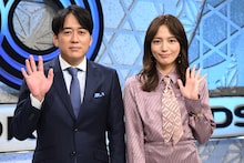 安住紳一郎アナウンサーと川口春奈。