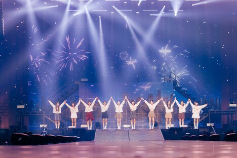 ME:I (c)LAPONE GIRLS