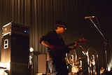 田中悠平(Vo, B / 家主)(撮影:今井駿介)