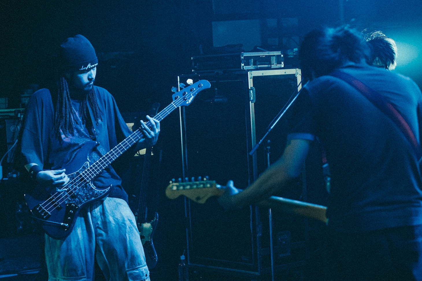西口直人（B, Cho）（Photo by Kazma Kobayashi［Bearwear, UUWorks］）