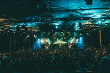 Age Factoryのライブの様子。（Photo by Kazma Kobayashi［Bearwear, UUWorks］）