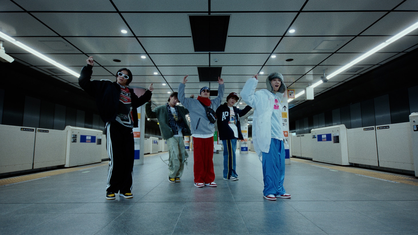 7ORDER「TOKYO TRIP」ミュージックビデオより。