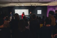 I.N.A.、松本裕士氏によるトークショーの様子。