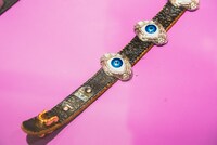 hideが愛用した目玉ストラップ。