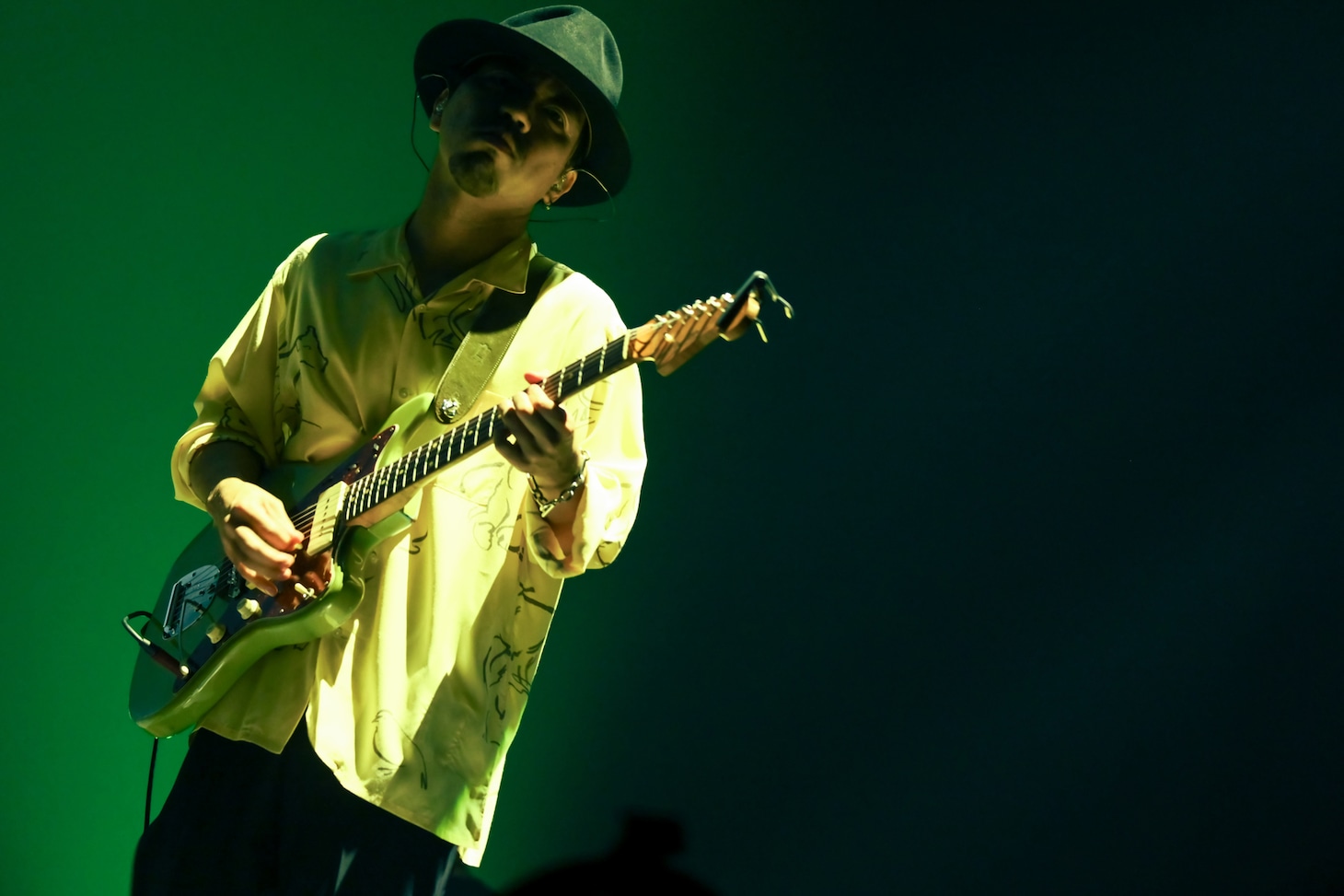 小川幸慈（G / クリープハイプ）（Photo by MASANORI FUJIKAWA）