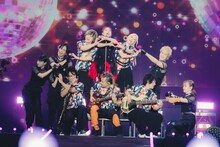 2024年11月30日に国立代々木競技場第一体育館で行われた「LiSA LiVE is Smile Always～COCKTAiL PARTY～」SWEET編の様子。（撮影：平野タカシ）