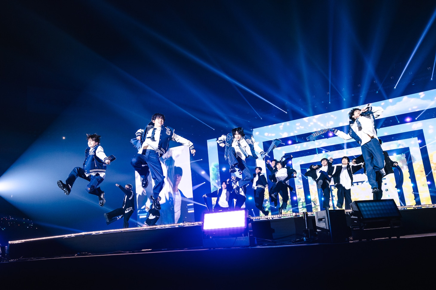 TOMORROW X TOGETHER