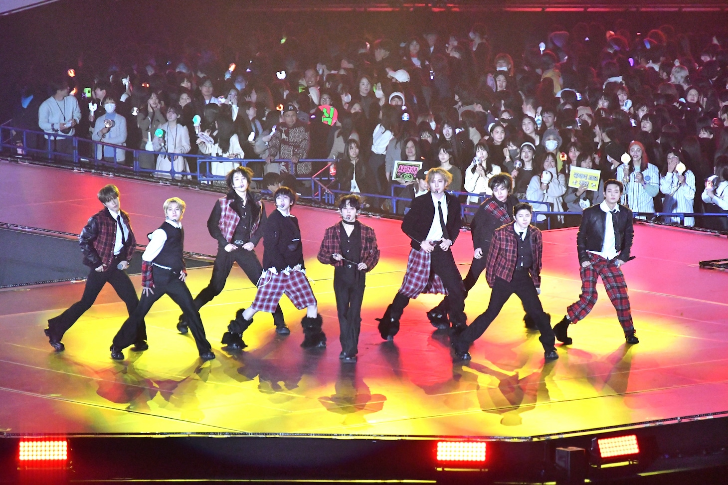 SEVENTEEN「MAESTRO」をカバーするxikers。