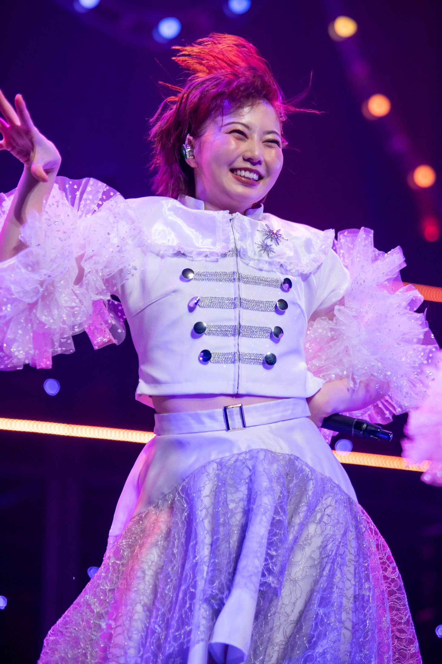 安本彩花