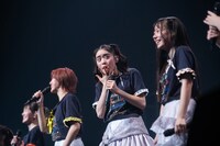 驚く風見和香。