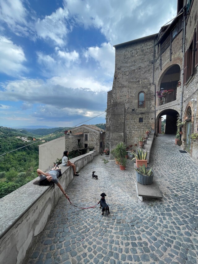 カステルヌオーヴォ・ディ・ポルトの一角。素敵！