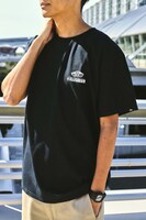 「VANS × ELLEGARDEN」の「PIRATES OTW TEE」（BLACK）。