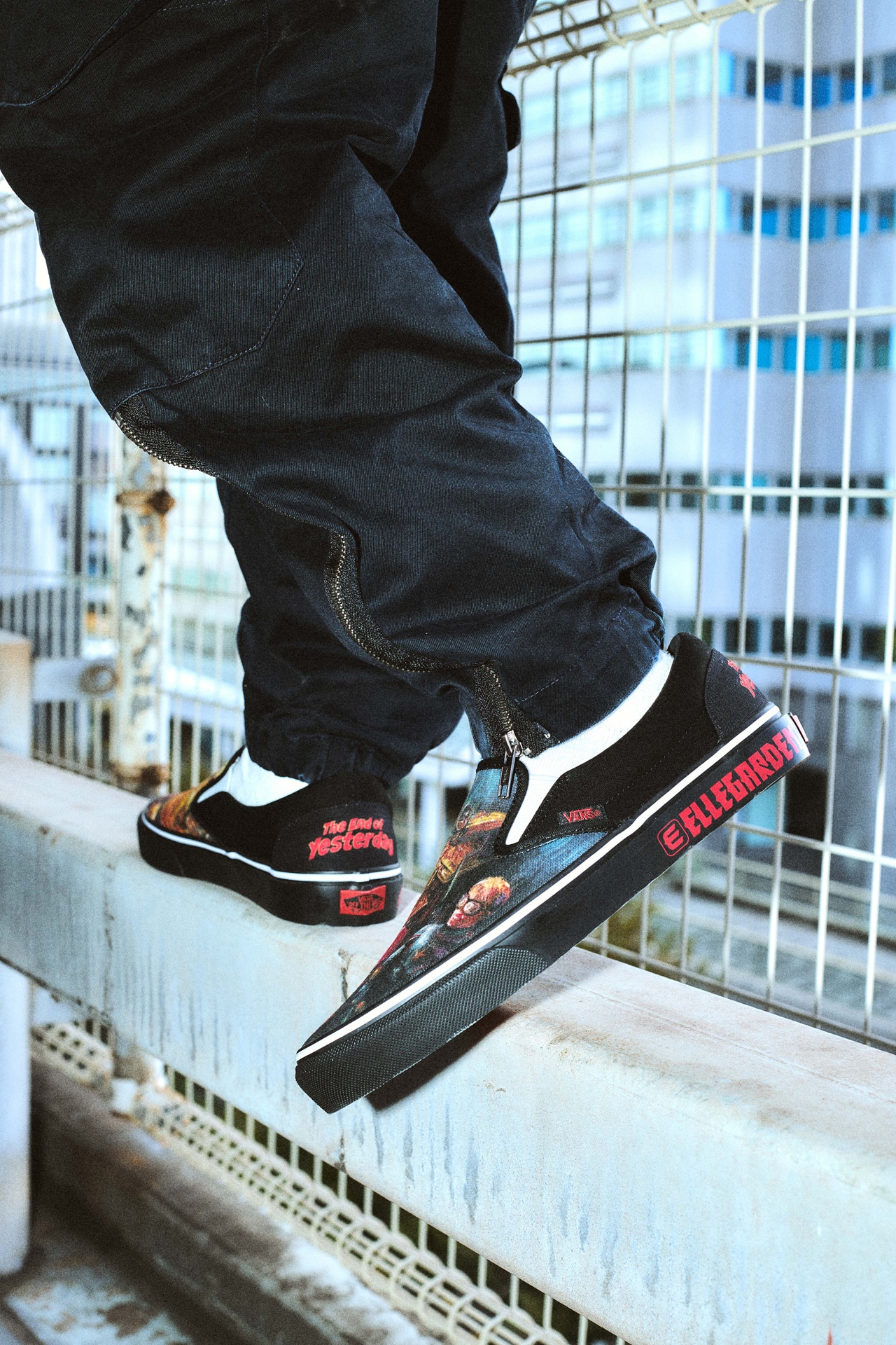 「VANS × ELLEGARDEN」の「SLIP-ON」。