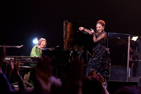 矢野顕子とMISIA。（Photo by YUSUKE TAKAMURA）