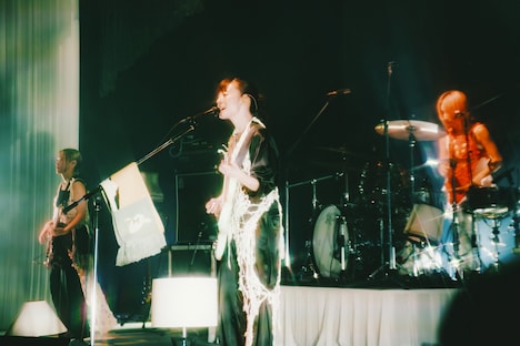 羊文学（Photo by Daiki Miura）