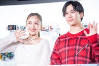 百田夏菜子（ももいろクローバーZ）と鈴木福。