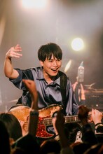 佐々木直人（B, Vo  / リアクション ザ ブッタ）（撮影：松本いづみ）