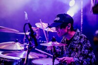 木田健太郎（G, Cho / リアクション ザ ブッタ）（撮影：松本いづみ）