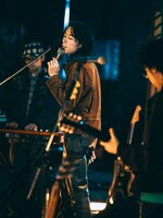 河西“YONCE”洋介（Vo, G）（Photo by Kippei）