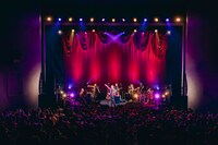 Skoop On Somebody「Christmas Live Tour 2024」最終公演の様子。（撮影：入日伸介）