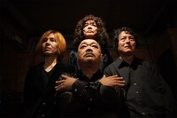 Queenトリビュートバンド・Queeness。