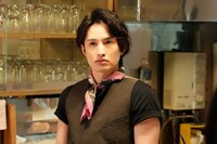「五十嵐夫妻は偽装他人」第1話より。 (c)「五十嵐夫妻は偽装他人」製作委員会