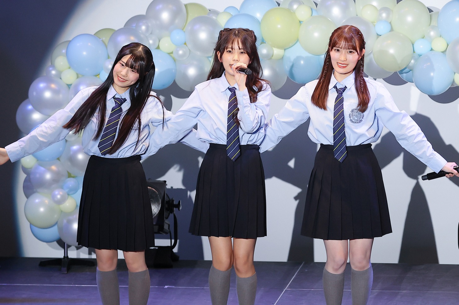 「my fav 1st Anniversary LIVE ～1年分のfavをキミに～」の様子。(c)G&B ENTERTAINMENT