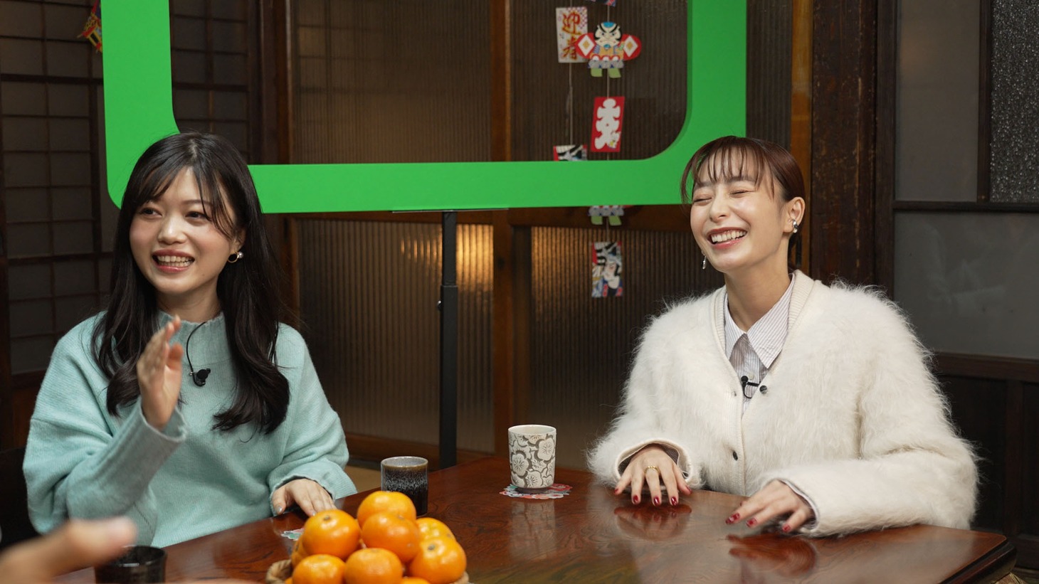 左から明日菜子、宇垣美里。（写真提供：NHK）