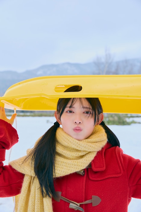 菅田愛貴の1st写真集「すのあき」より。(c)SDP