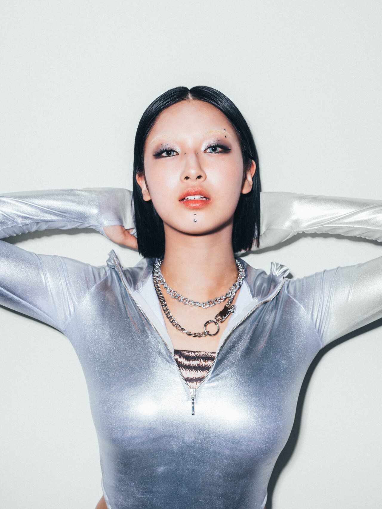 MOMOKA [画像・動画ギャラリー 9/12] - 音楽ナタリー