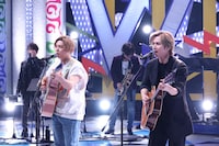 「堂本兄弟2024」より、KinKi Kids。(c)フジテレビ