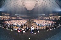 新しい学校のリーダーズ「NIPPON Calling Tour 2024」東京・国立代々木競技場第一体育館公演の様子。（撮影：マッサン）