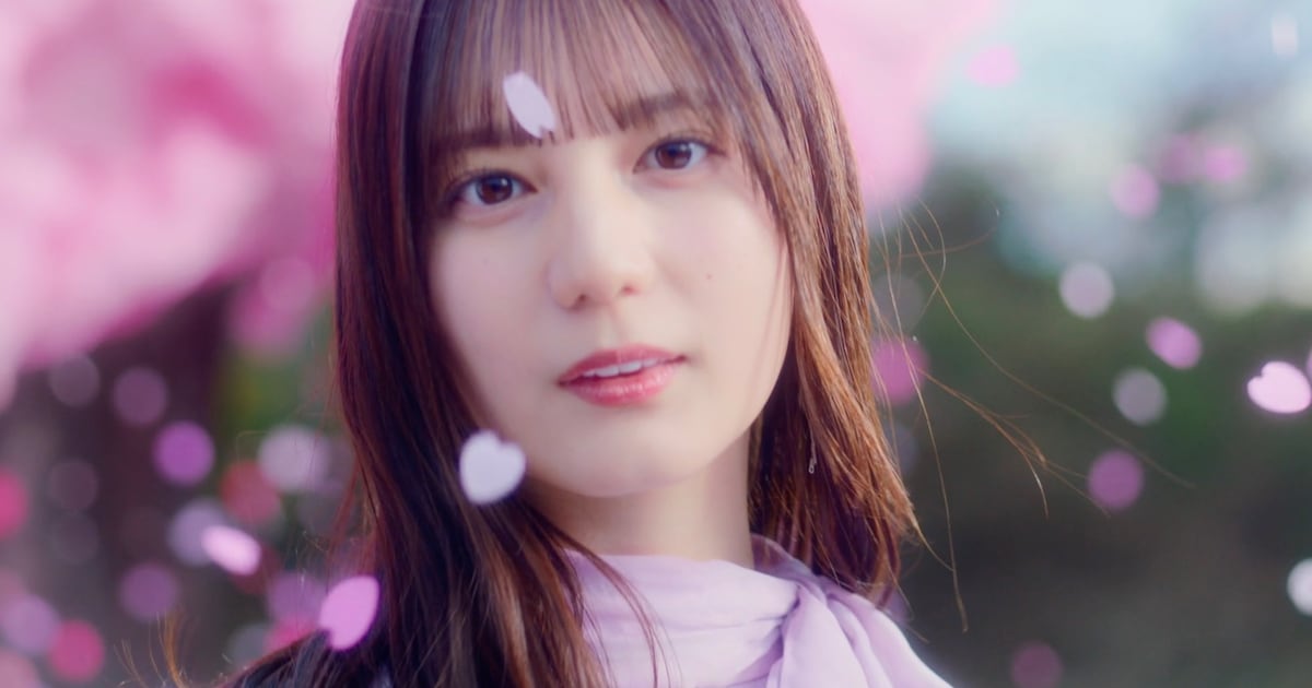 日向坂46、小坂菜緒センター「卒業写真だけが知ってる」MVの舞台は卒業 