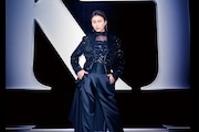 「氷川きよし / KIYOSHI HIKAWA+KIINA. 25th Anniversary Concert Tour ~KIIZNA~」ポスタービジュアルより。