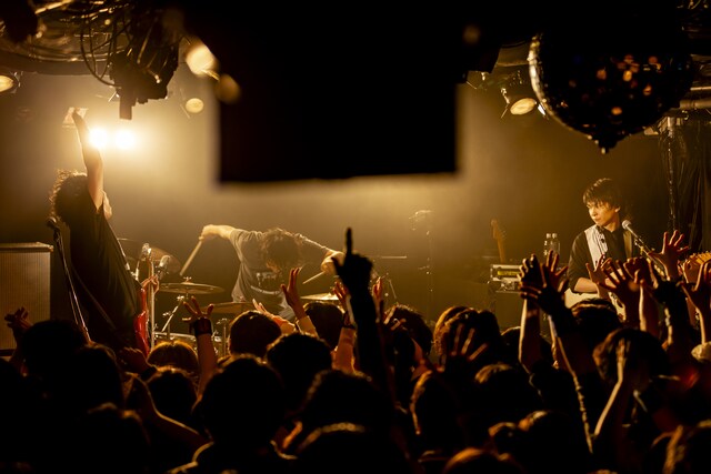 5月に東京・下北沢CLUB Queで行われた「ワンマンライブ “流星前夜 -rebirth-”」の様子。（Photo by Viola Kam［V’z Twinkle］）