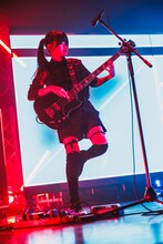 朱李（B）（撮影：冨田味我）