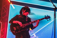 朱李（B）（撮影：冨田味我）