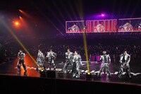 「三代目 J SOUL BROTHERS LIVE TOUR 2024 "ECHOES OF DUALITY"」京セラドーム大阪公演の様子。（写真提供：LDH JAPAN）