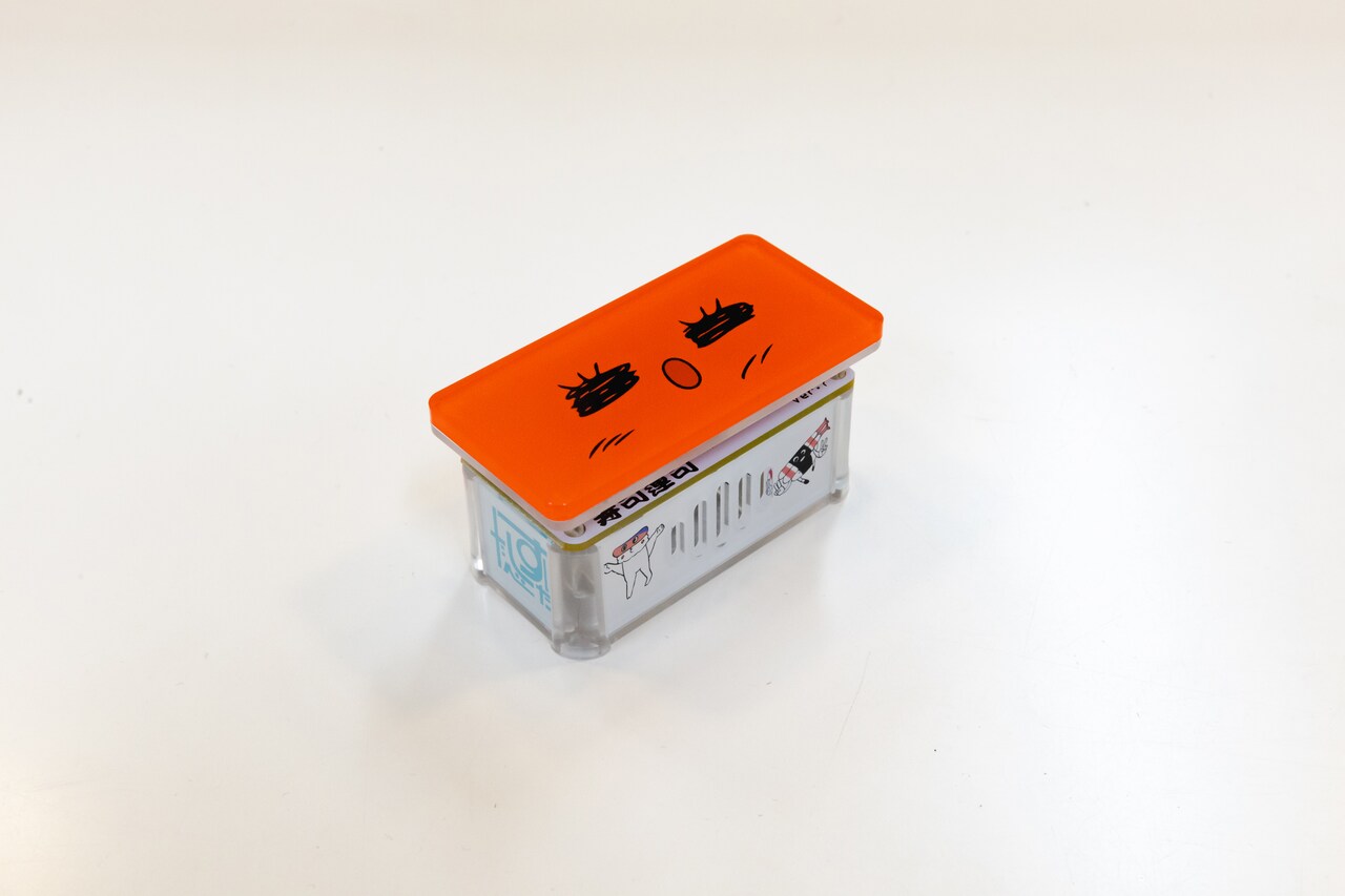 SUSHI BEAT 寿司蓮司（上・2貫セット）」のパッケージ。 - ORANGE