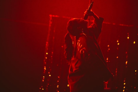 楠木ともり（撮影：ハヤシマコ）