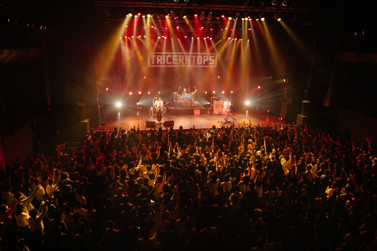 TRICERATOPS、チケット即完の無期活動休止前ラストライブを生配信