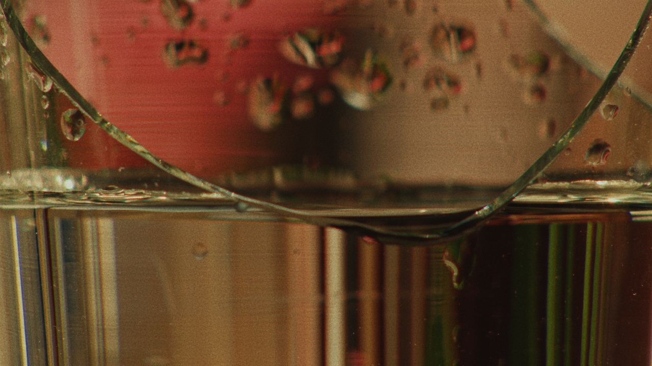 STUTS×SIKK-O×鈴木真海子が街中へ、7年ぶりコラボ曲MV今夜公開